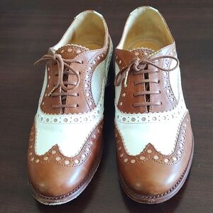 The Office of Angela Scott Mr. Doubt Textile and Cognac Size 38/8